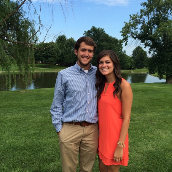 Meet your Posher, Sarah - Picture 1 of 1